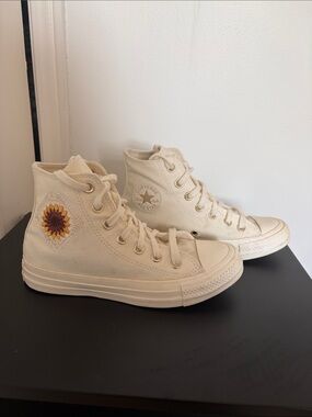 Converse Chuck Taylor All Star Lift Sunflower High Tops | Women's 5 / Men's 3